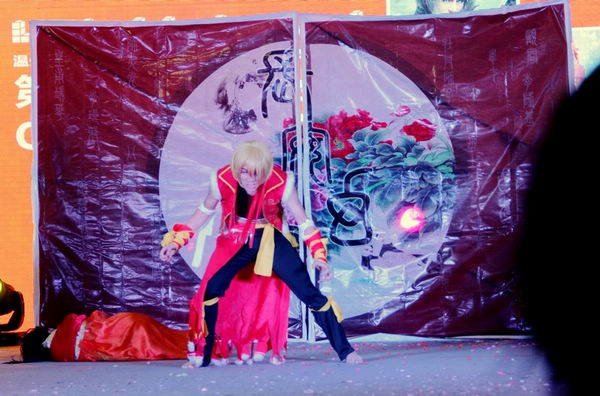 nEO_IMG_p131004决赛场照 (2).jpg